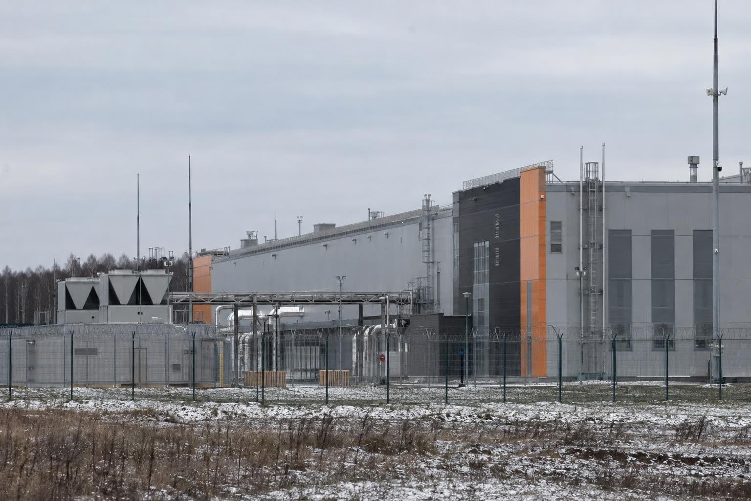 Exterior of the Sasovo data-center facility where two AI-development supercomputers are reported to be located.